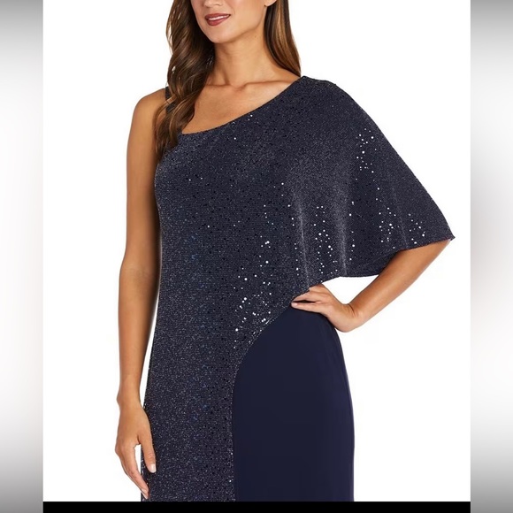 R&M Richards Navy Asymmetrical Caplet Jumpsuit. - Picture 7 of 12